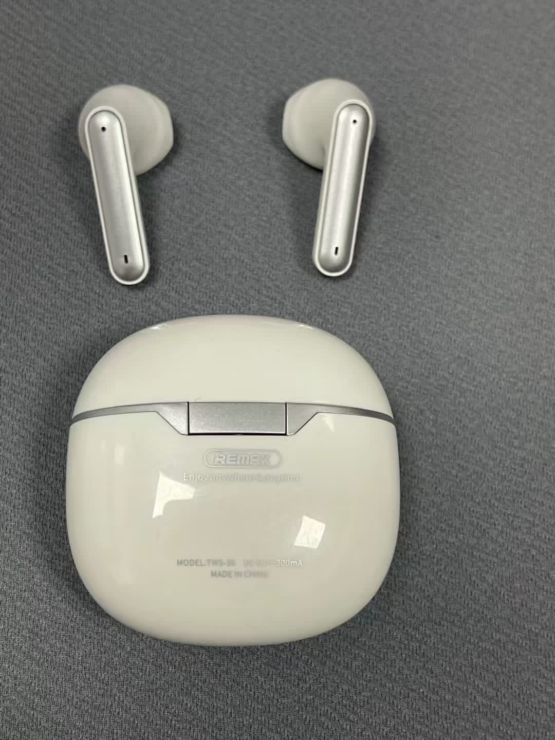 Remax TWS-36 True Wireless Earbuds